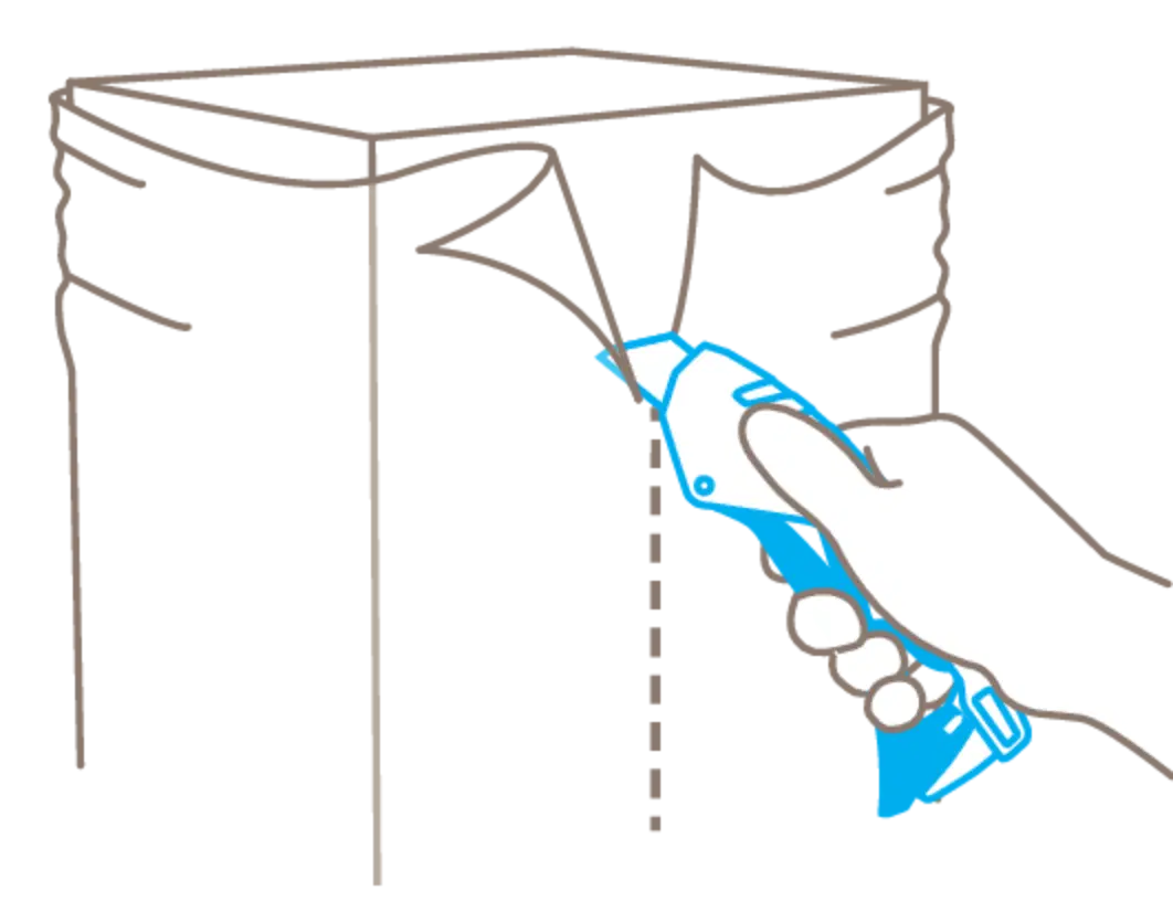 Illustration: Stretchfolie an der Palette senkrecht mit Martor SECUNORM 610 XDR aufschneiden – SICHERHEITSCUTTER.DE