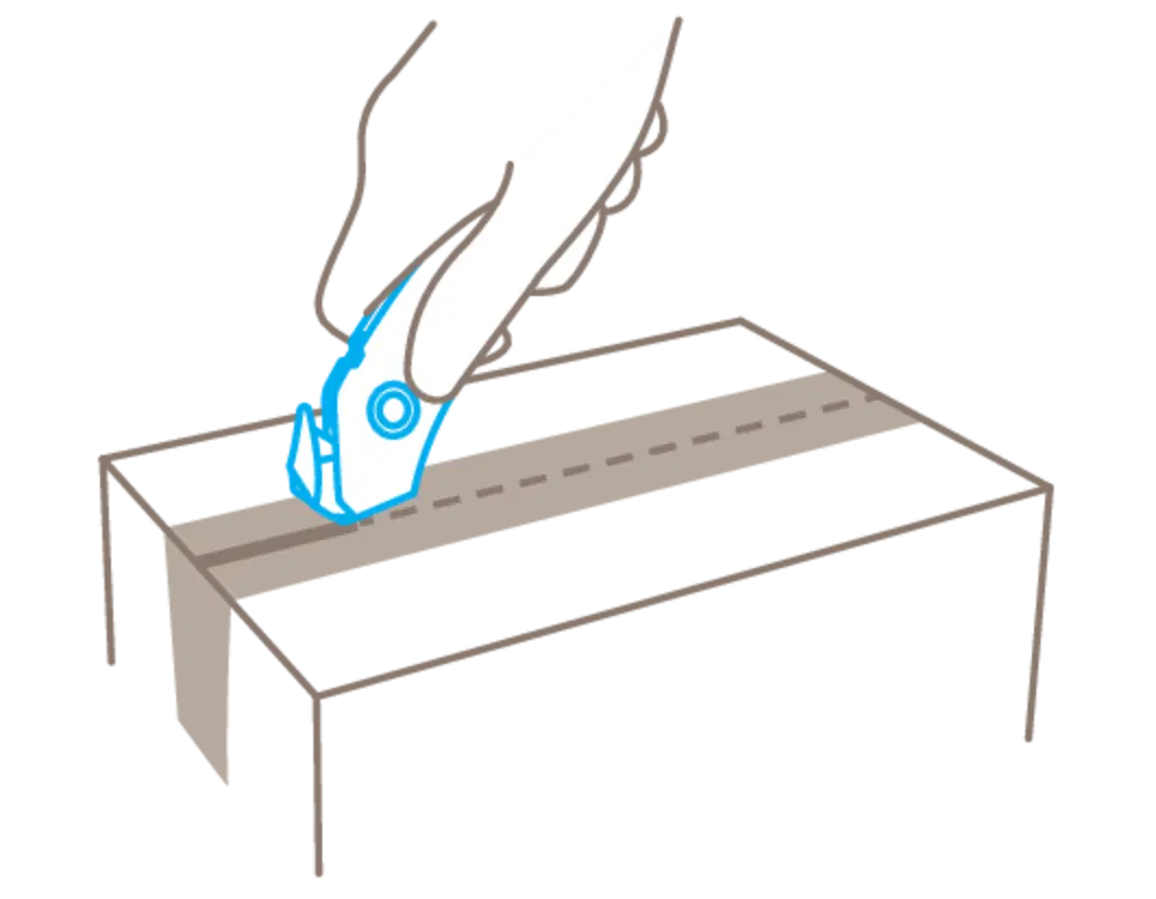 Schematische Illustration zur Anwendung des MARTOR SECUMAX 350 Sicherheitsmessers beim sicheren Aufschneiden von Paketklebeband auf einem Karton von SICHERHEITSCUTTER.DE.